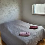 Large With 4 Bedrooms, Location Апартаменты