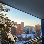 Large With 4 Bedrooms, Location Апартаменты
