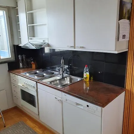 Large With 4 Bedrooms, Location Apartment