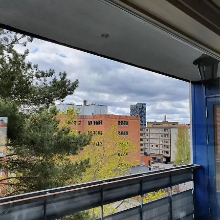 Large With 4 Bedrooms, Location Apartment